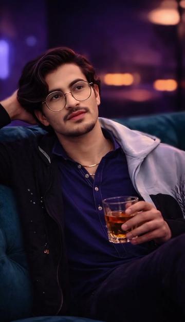 @🤨IHTIشHIم👑VEER🤨