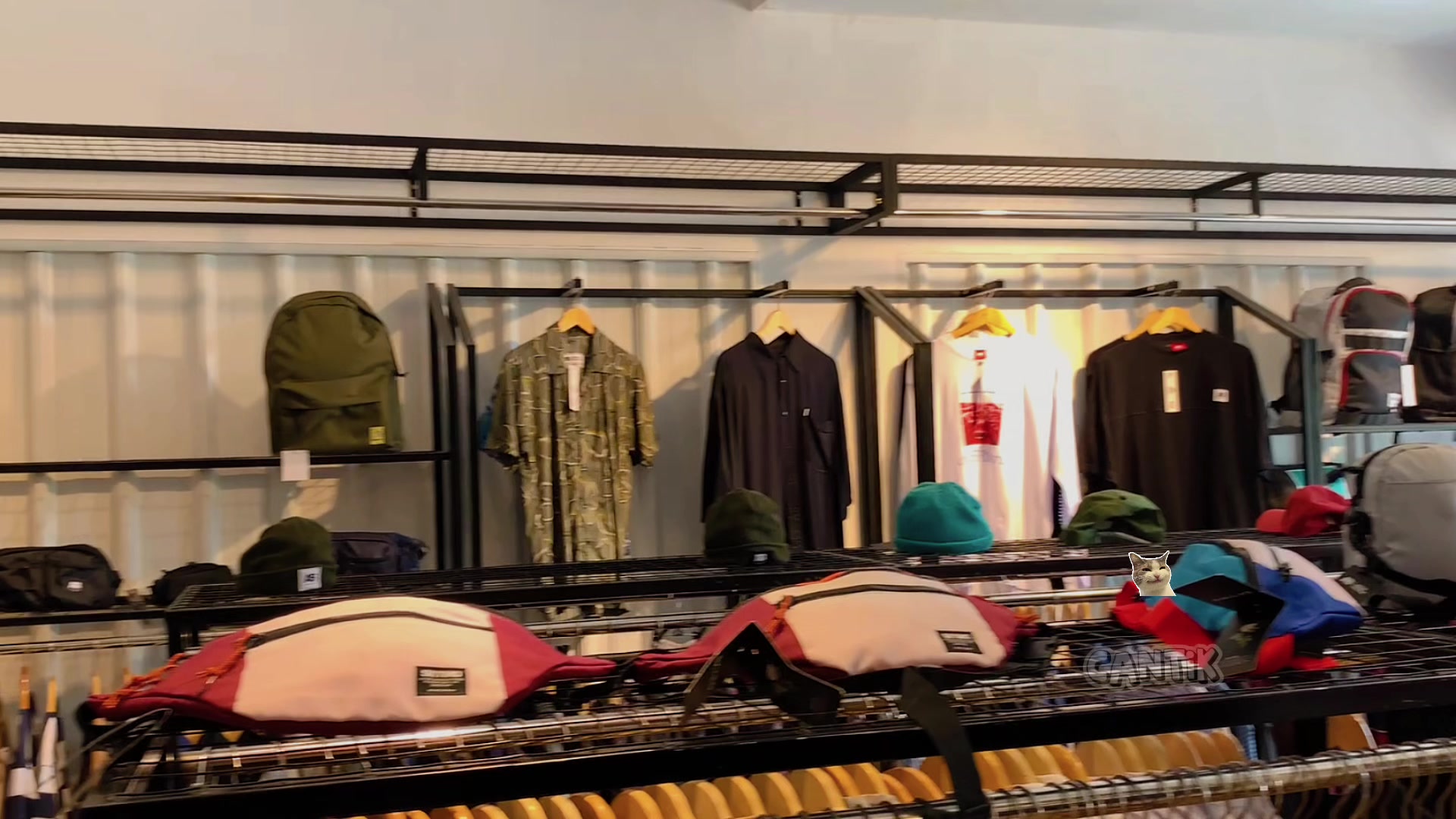 @hooks.store