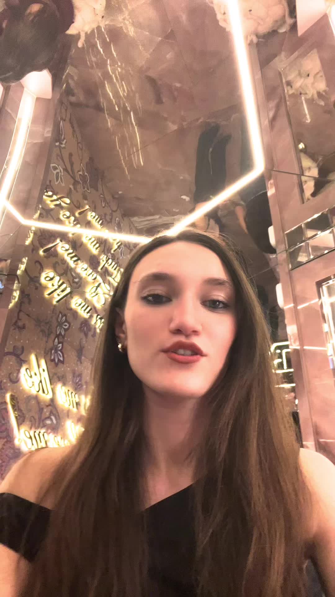 @Auri 🐆🍒🪩