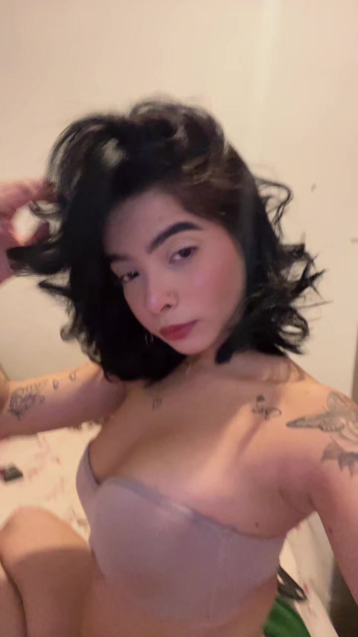 @yasminbrunethi