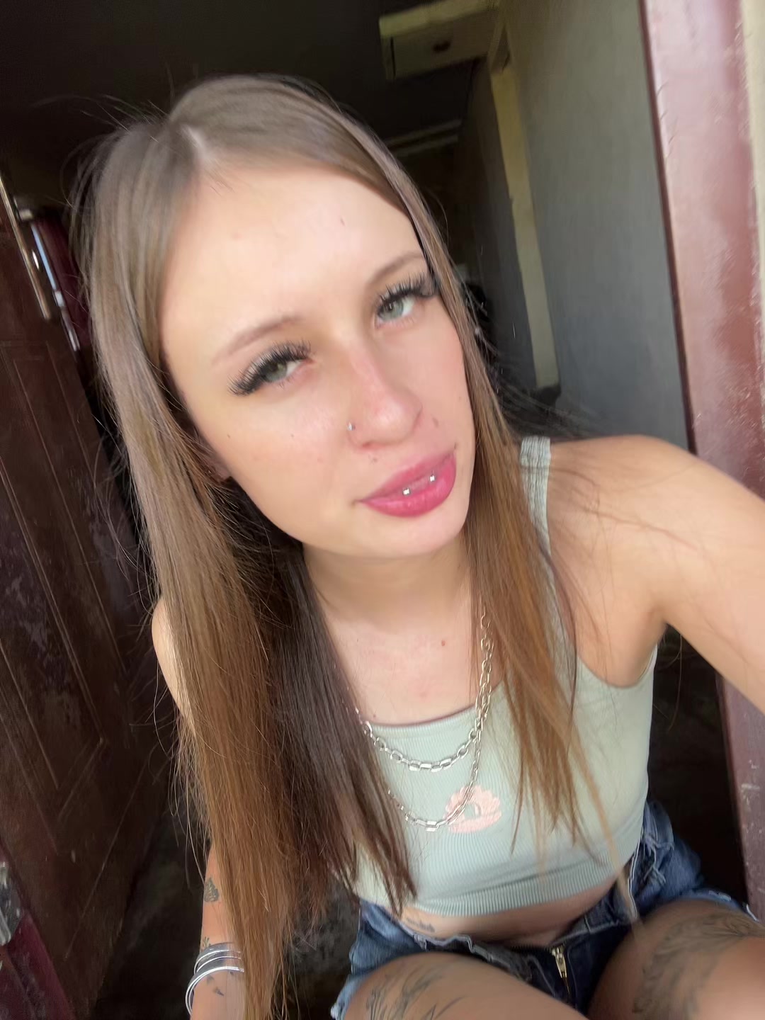 @yaanniittaa