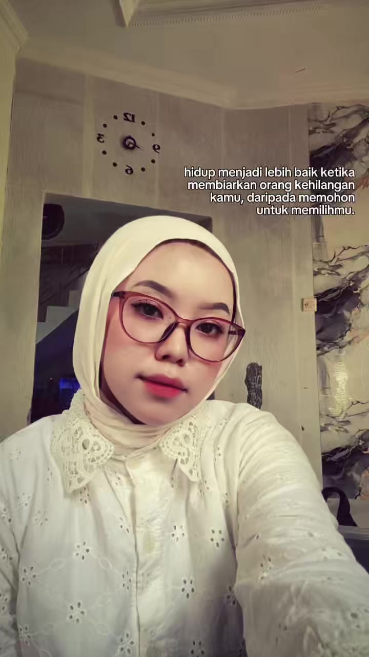 @Naisa_