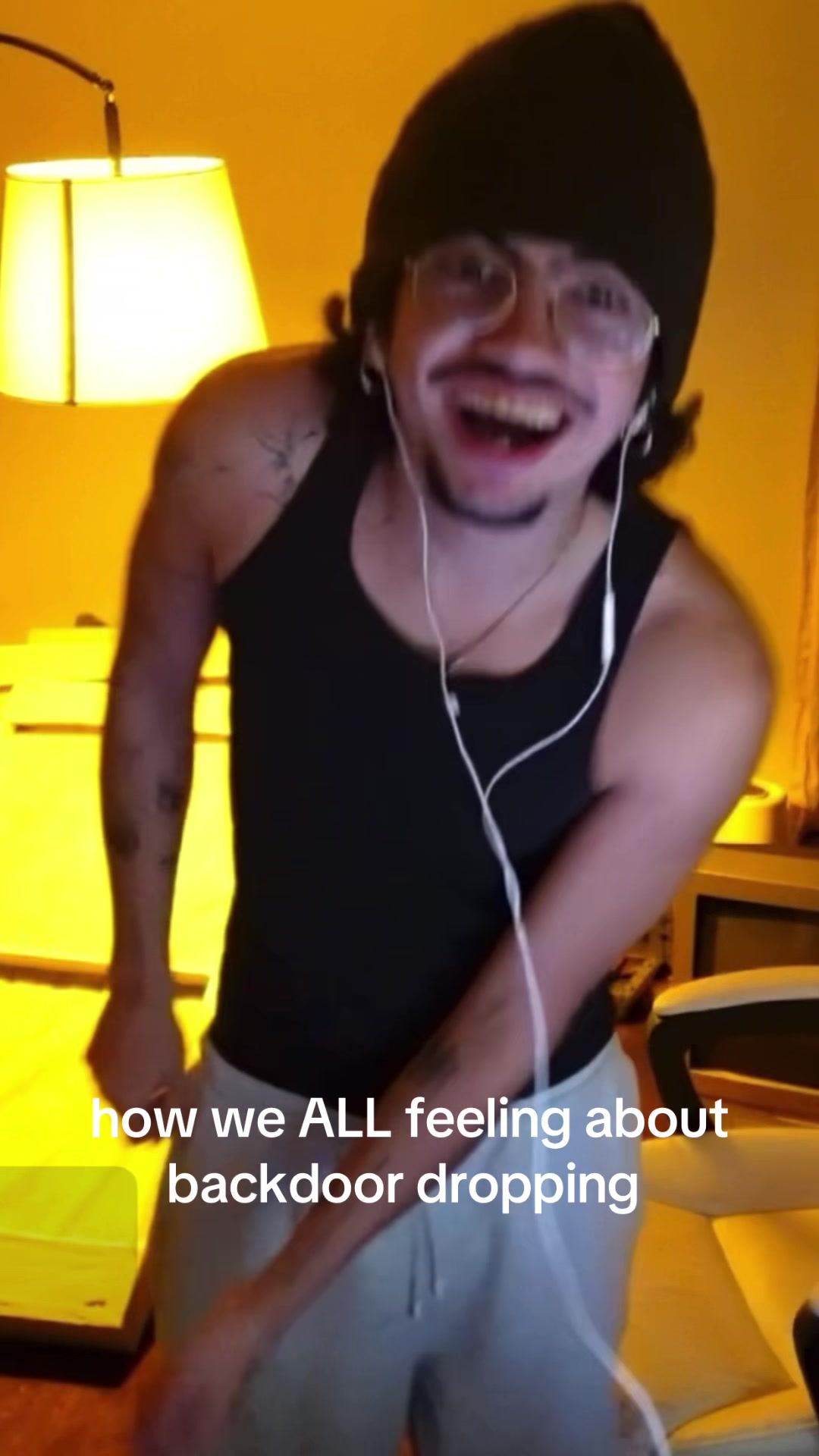 @️