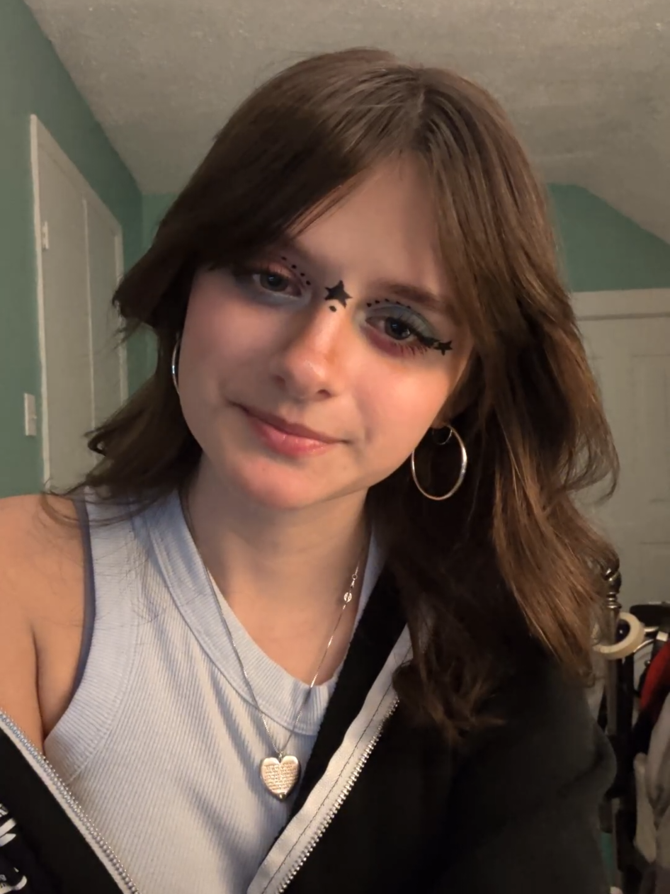 @ItsAbigailOfficial