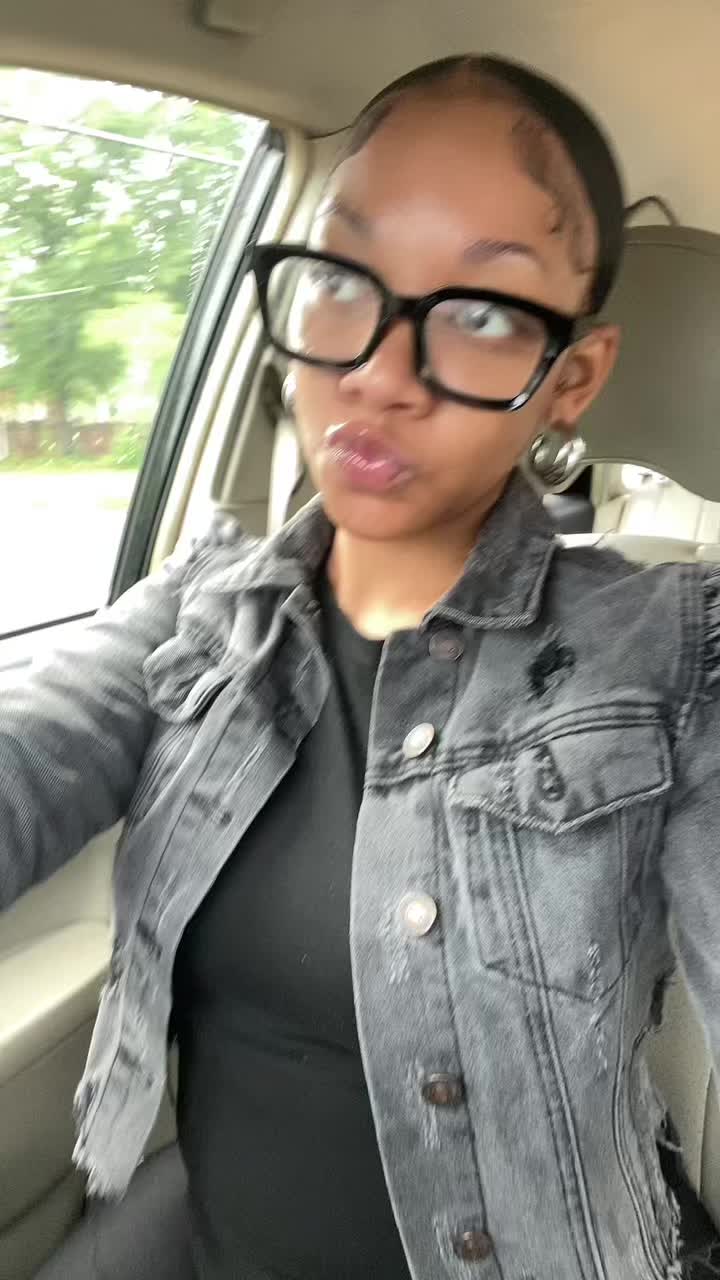 @Chayy_chayy