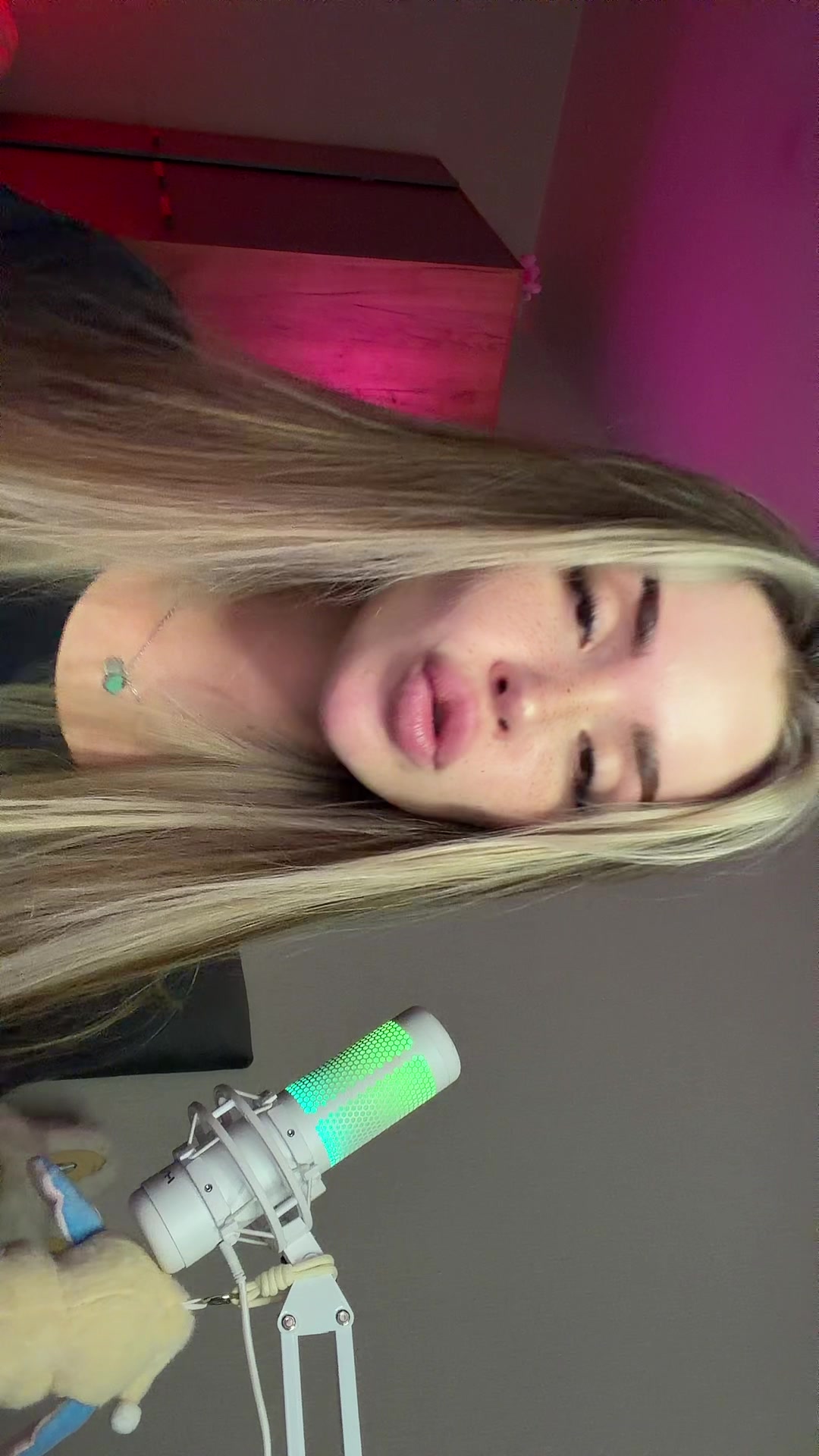 @Twitch: ksxana