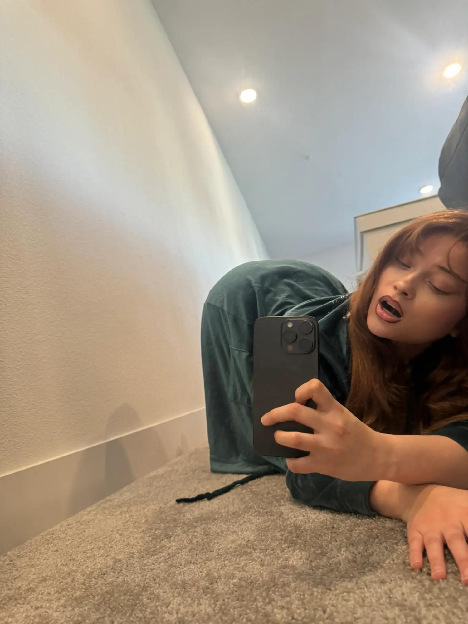 @tiktok.hotties.baddies