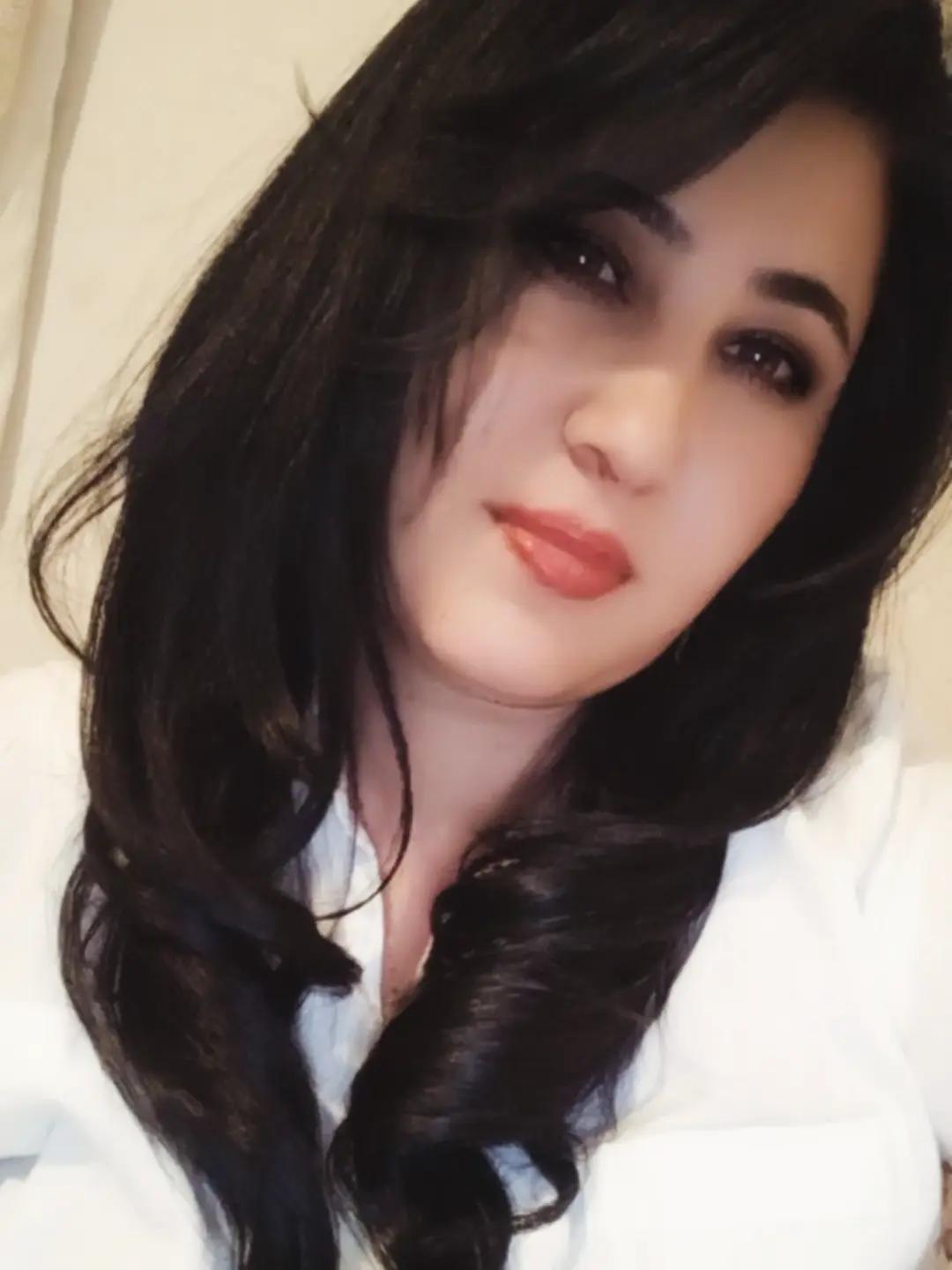 @Siyah  İnci 🖤