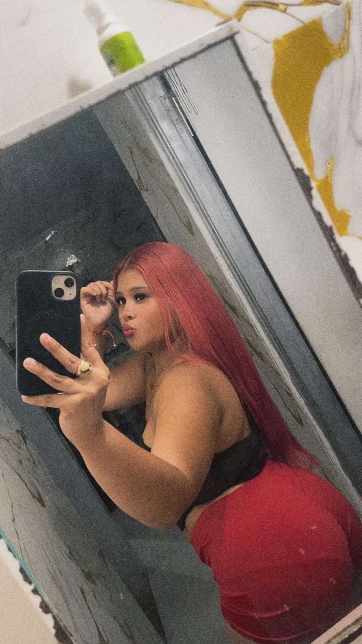 @Leoncita_22