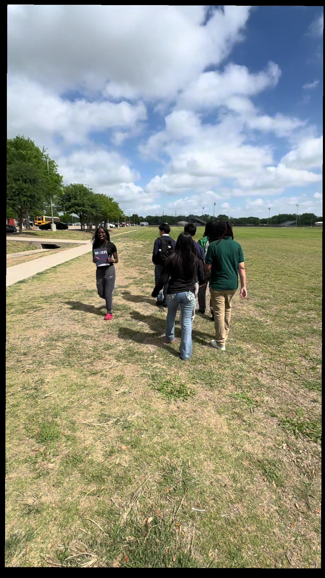 @Lhswyrbk