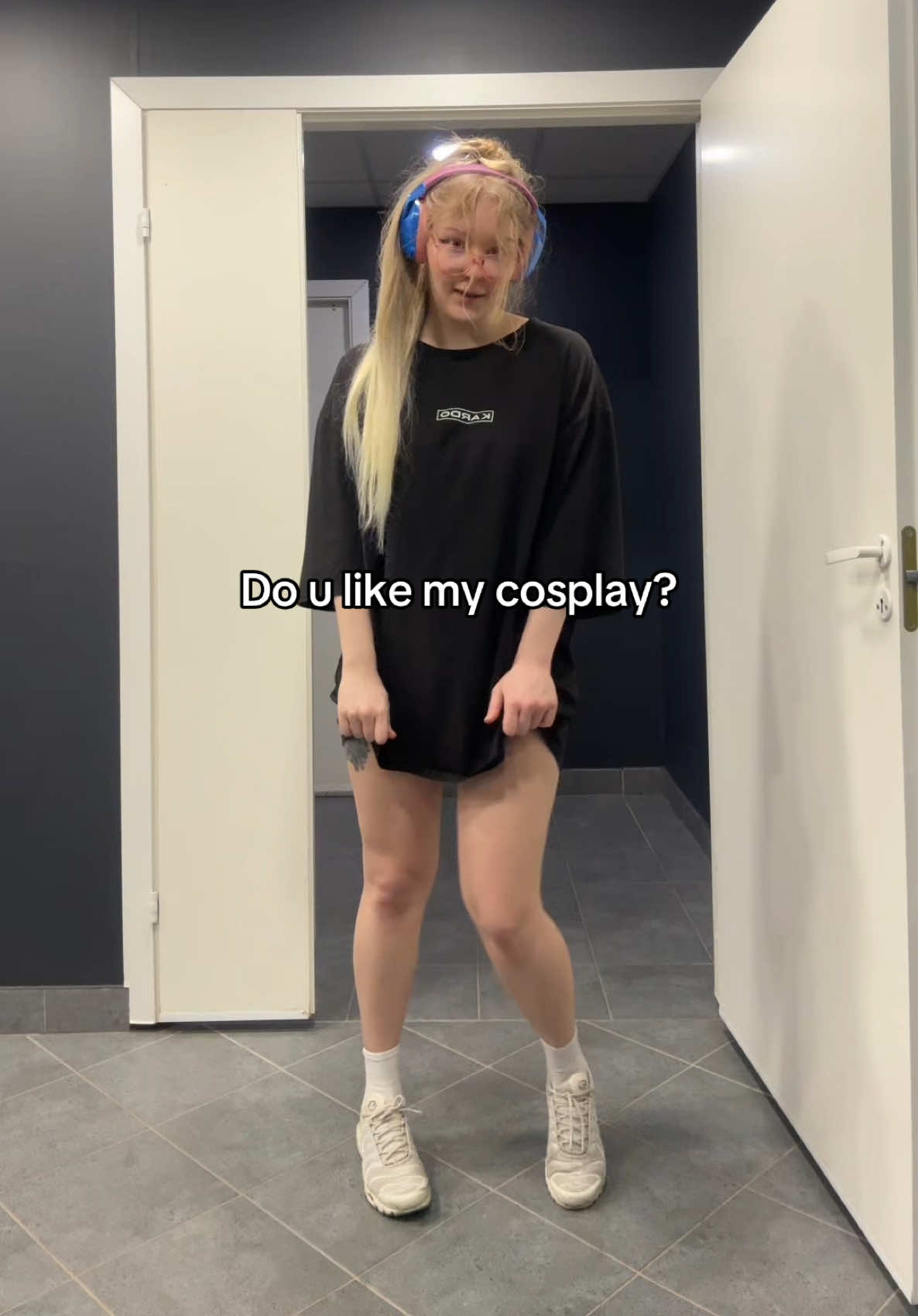 @Elybely