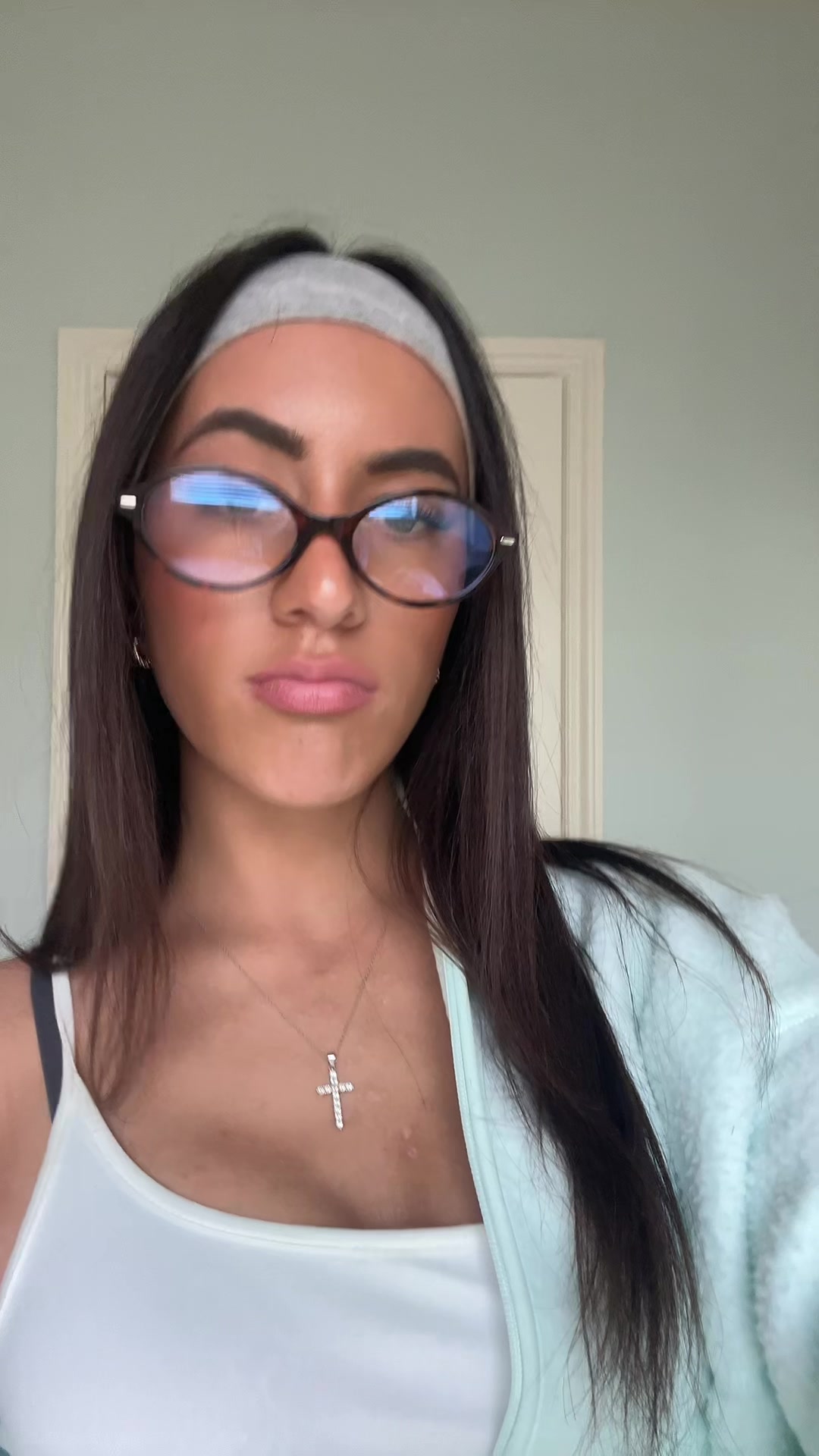 @g
