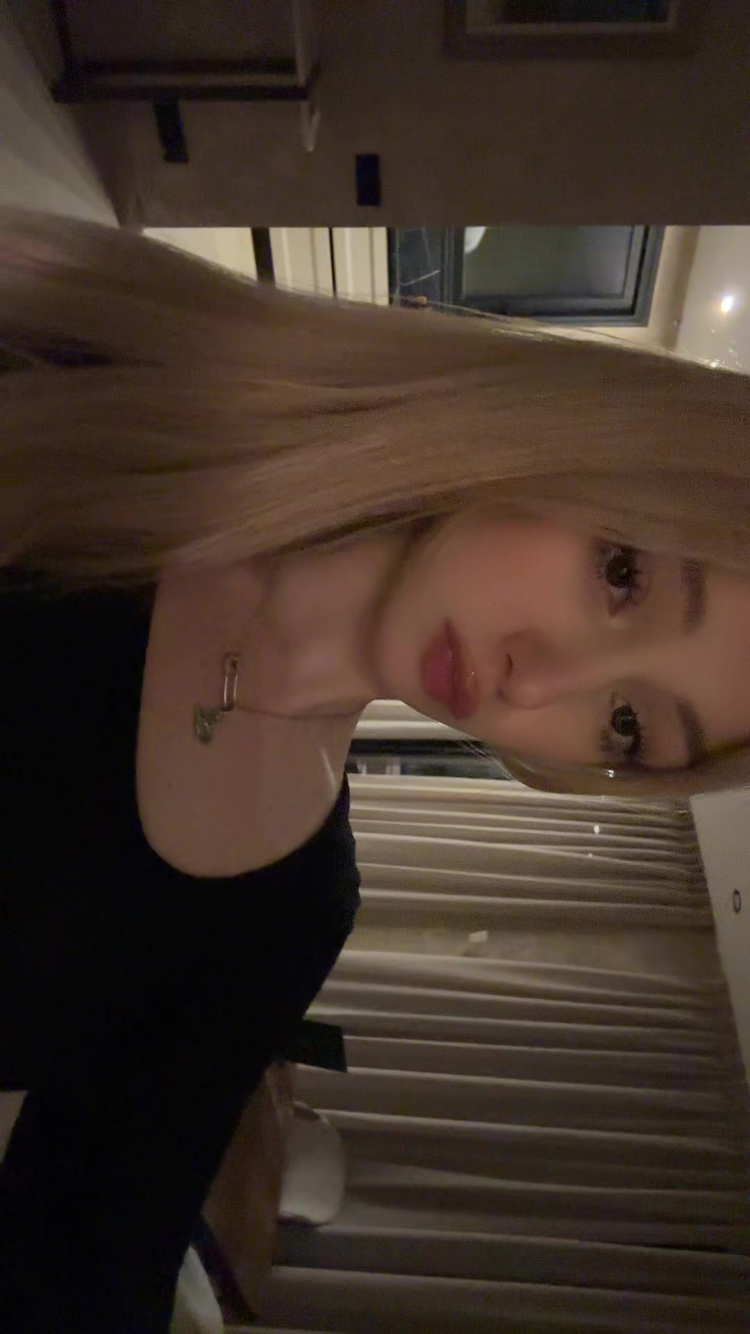 @Виола🧟&zwj;♀️