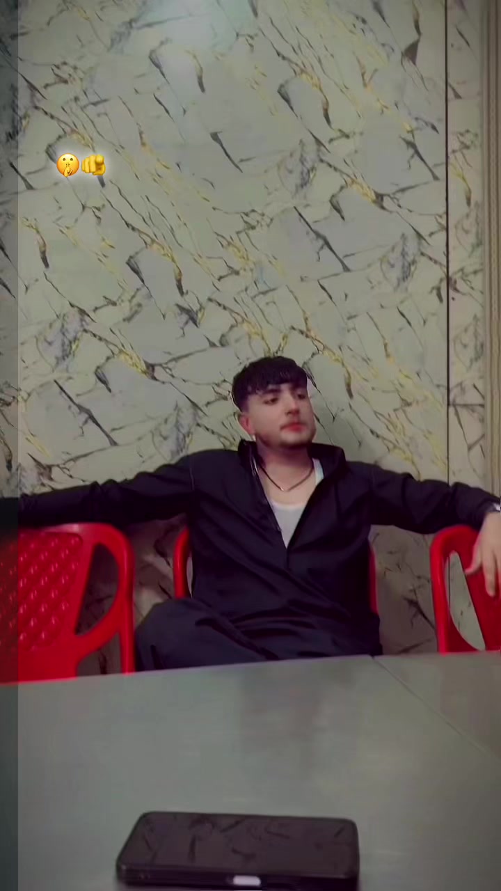 @ʙᴀᴅⓈʜᴀʜ👑