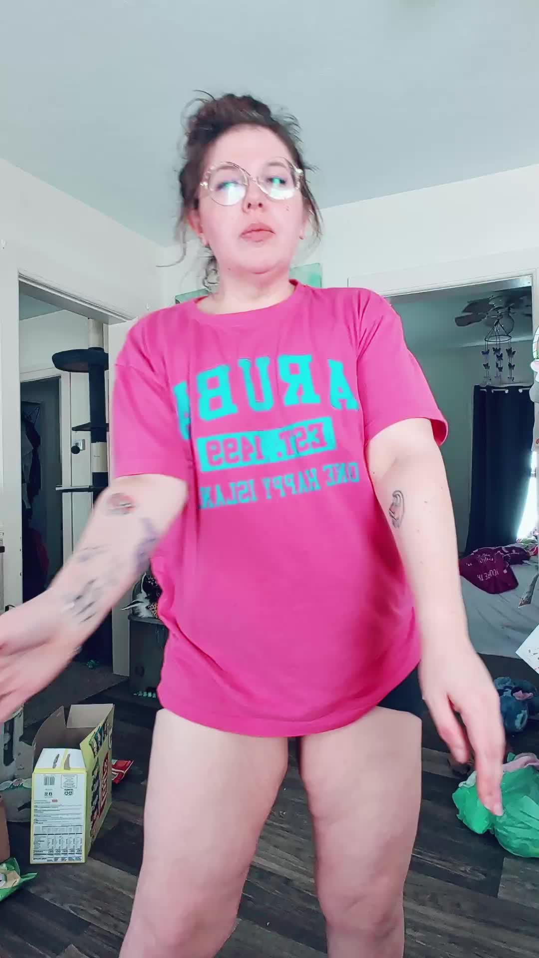 @Chellyissomewhere710
