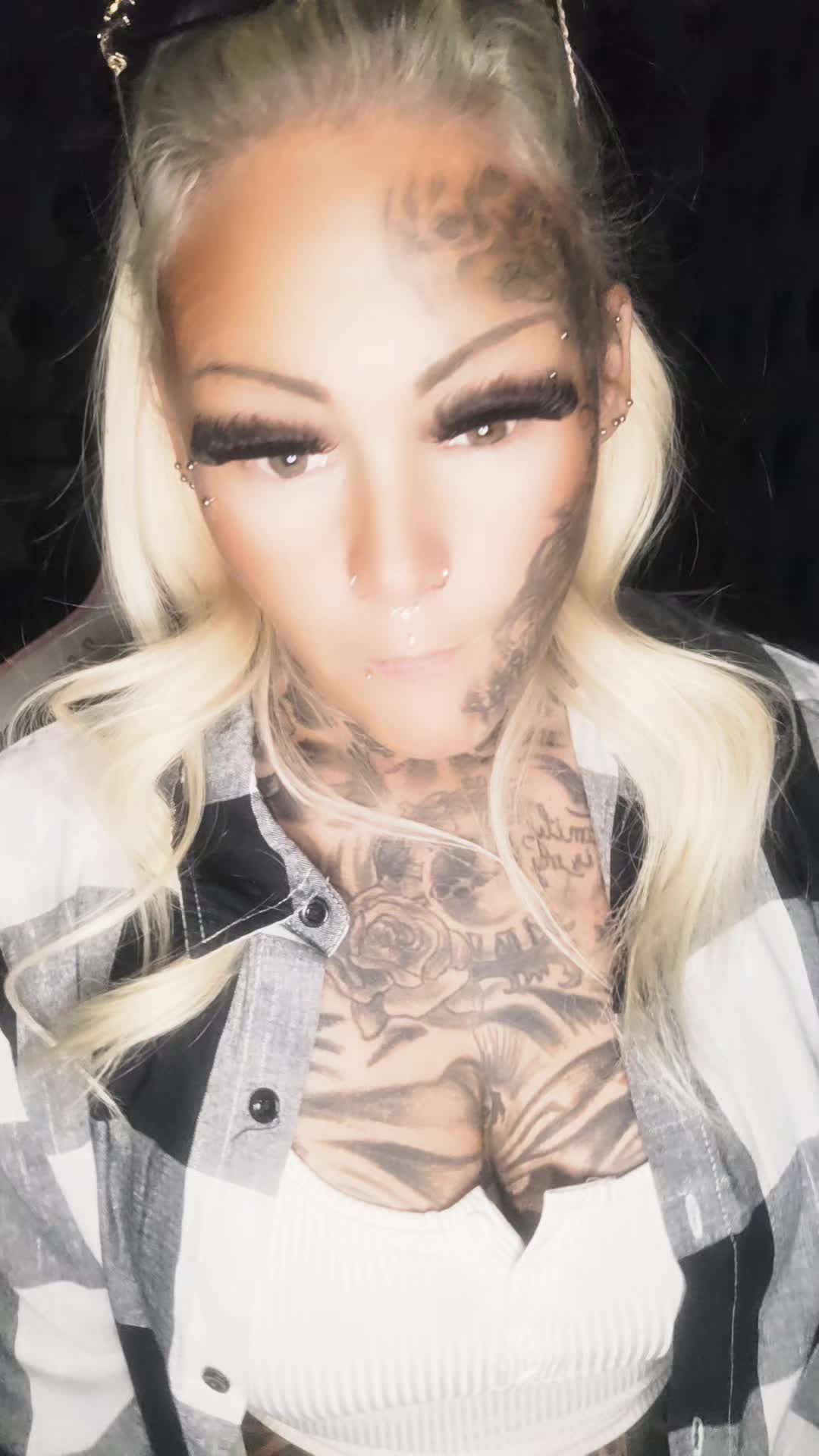 @𝓝𝓲𝓬𝓴𝔂.𝓞𝓯𝓯𝓲𝔃𝓲𝓮𝓵𝓵