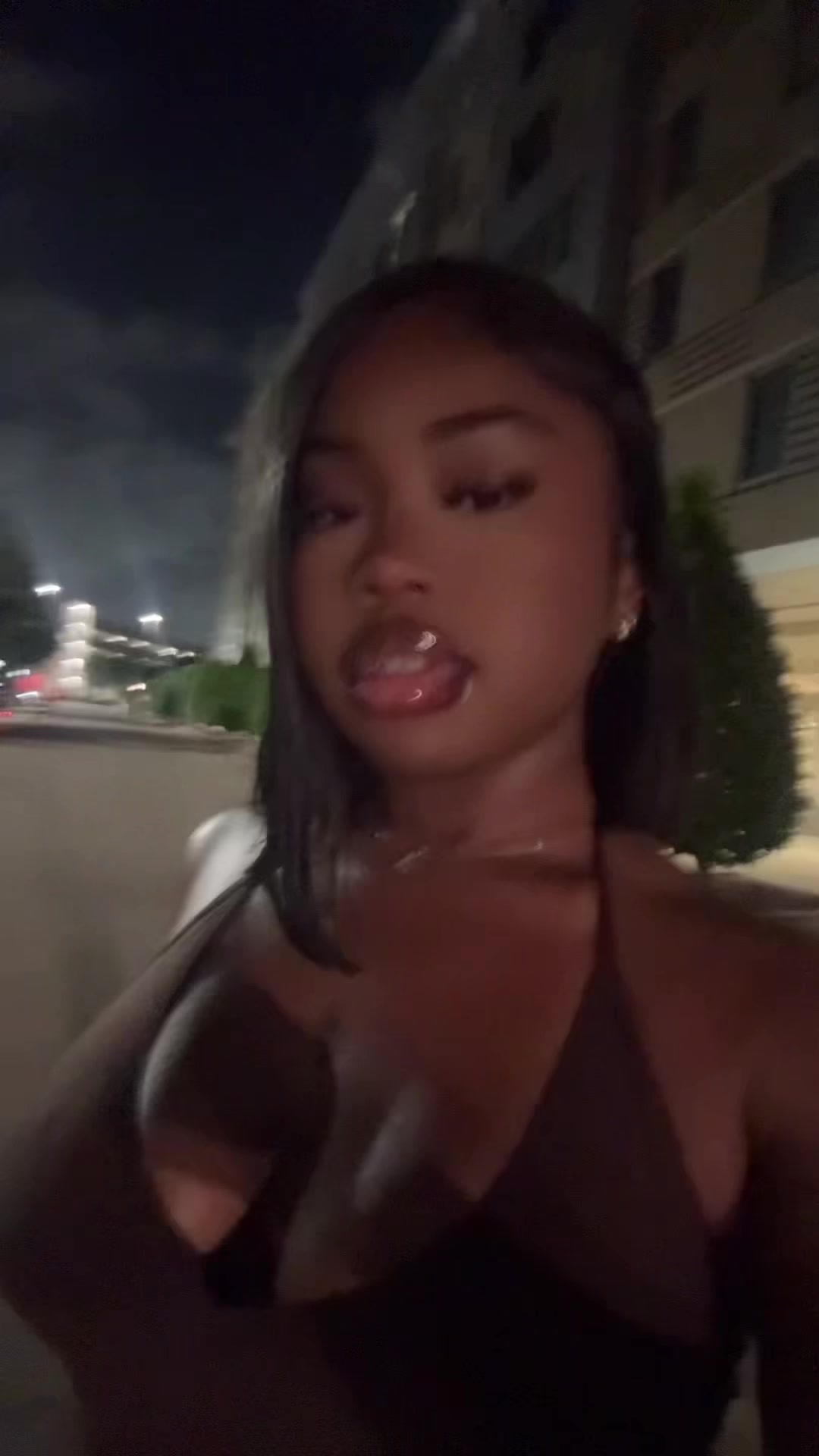 @RR.