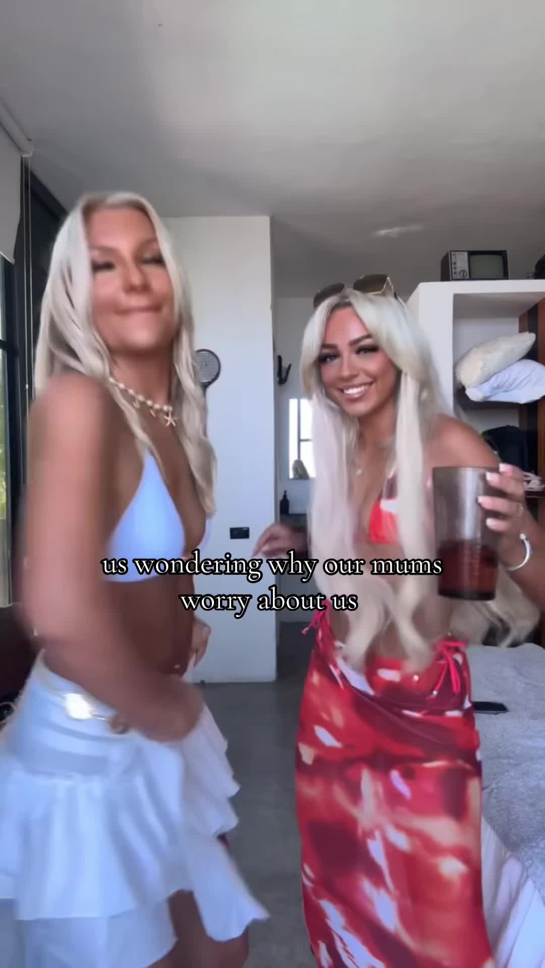 @Courtney🦋