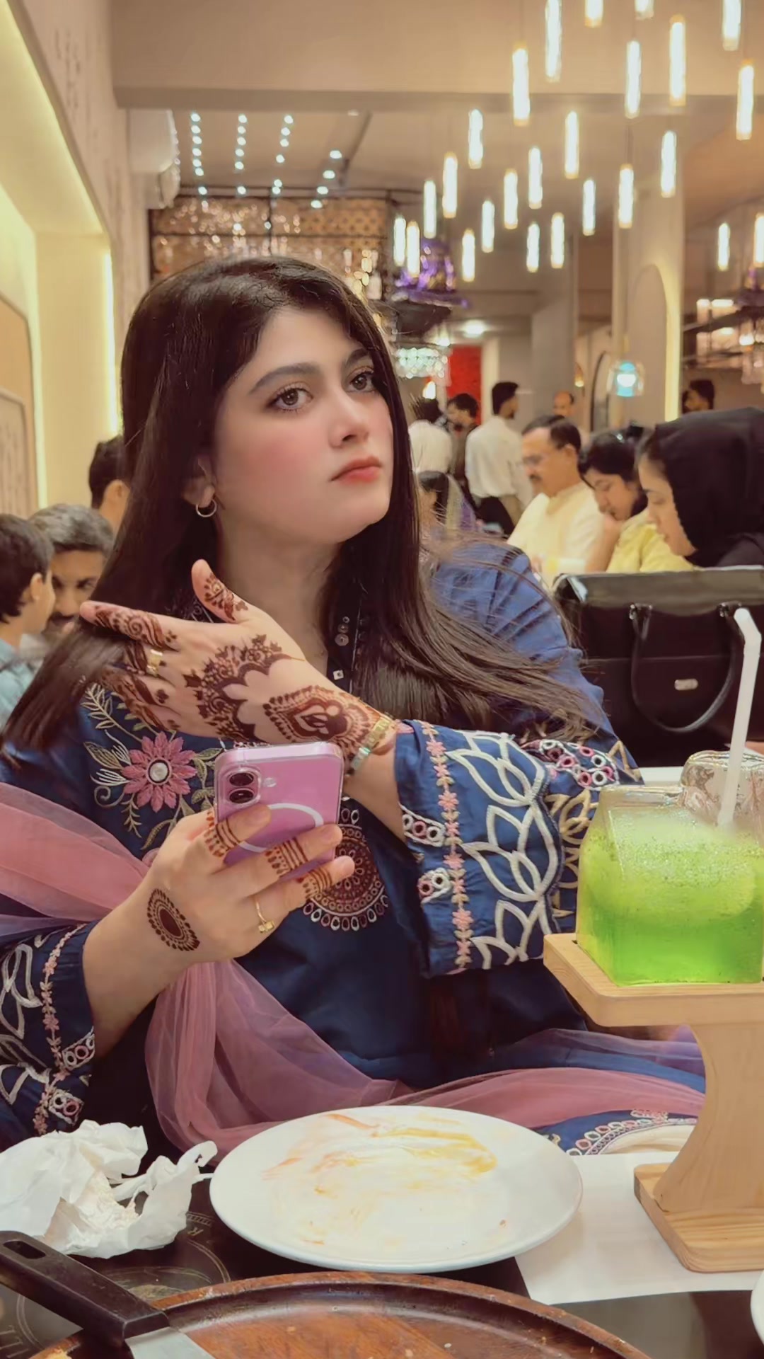 @MarYam🇵🇰