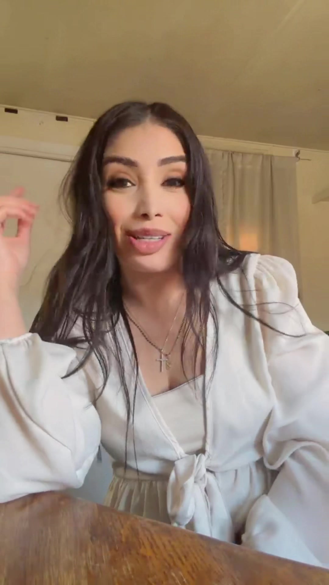 @iizabelh3