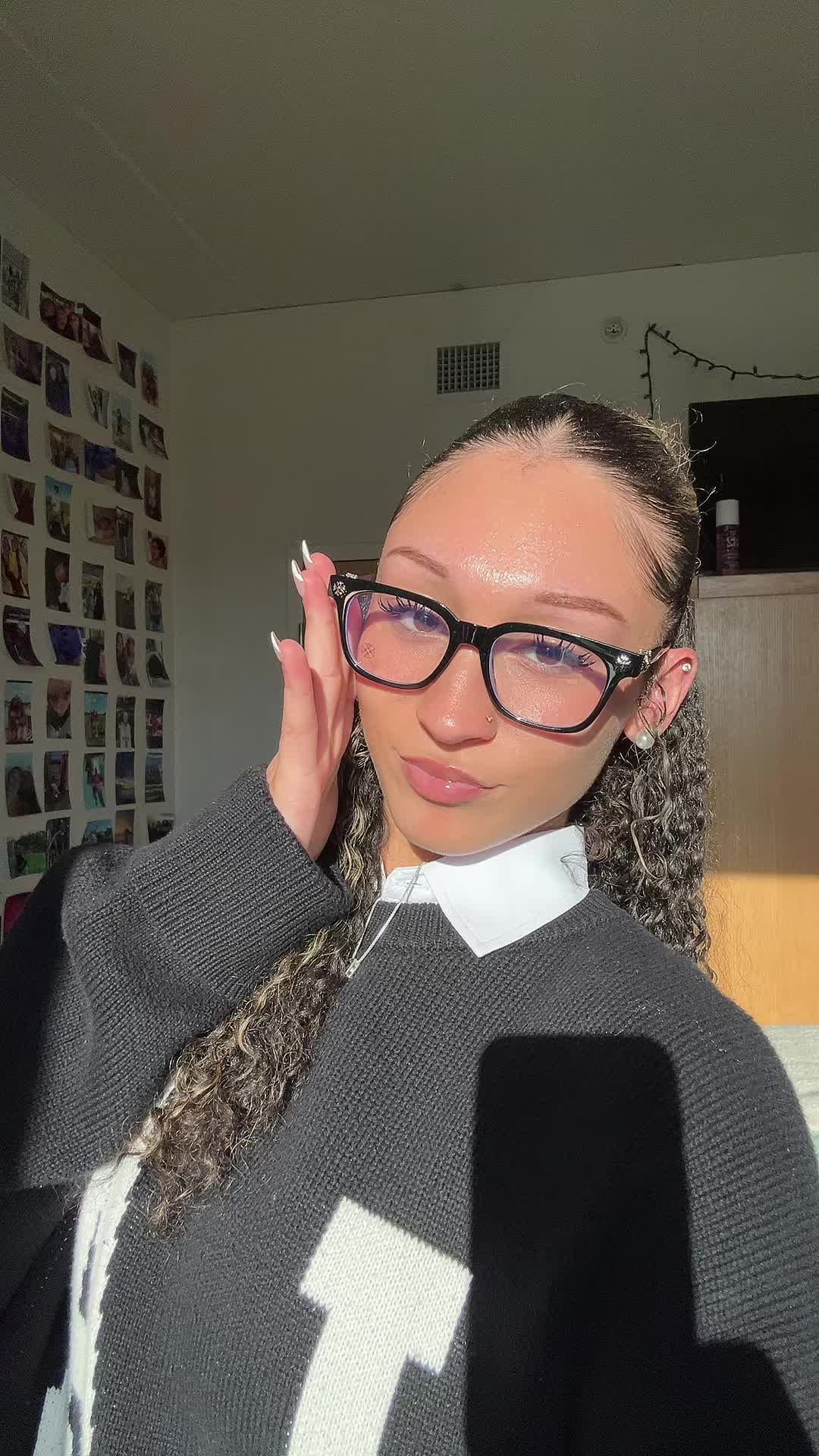 @eliisrayne