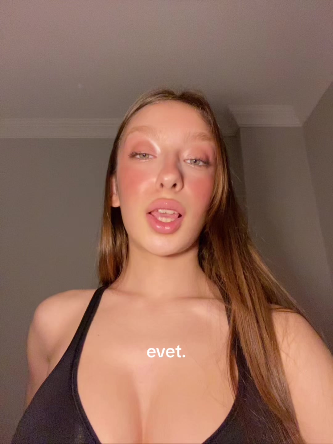 @itszey