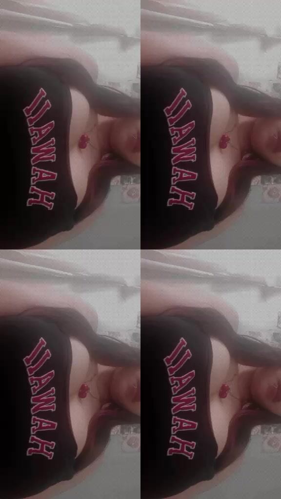 @𝕮𝖍𝖊𝖗𝖗𝖞 𝖑𝖊𝖉𝖞 🍒