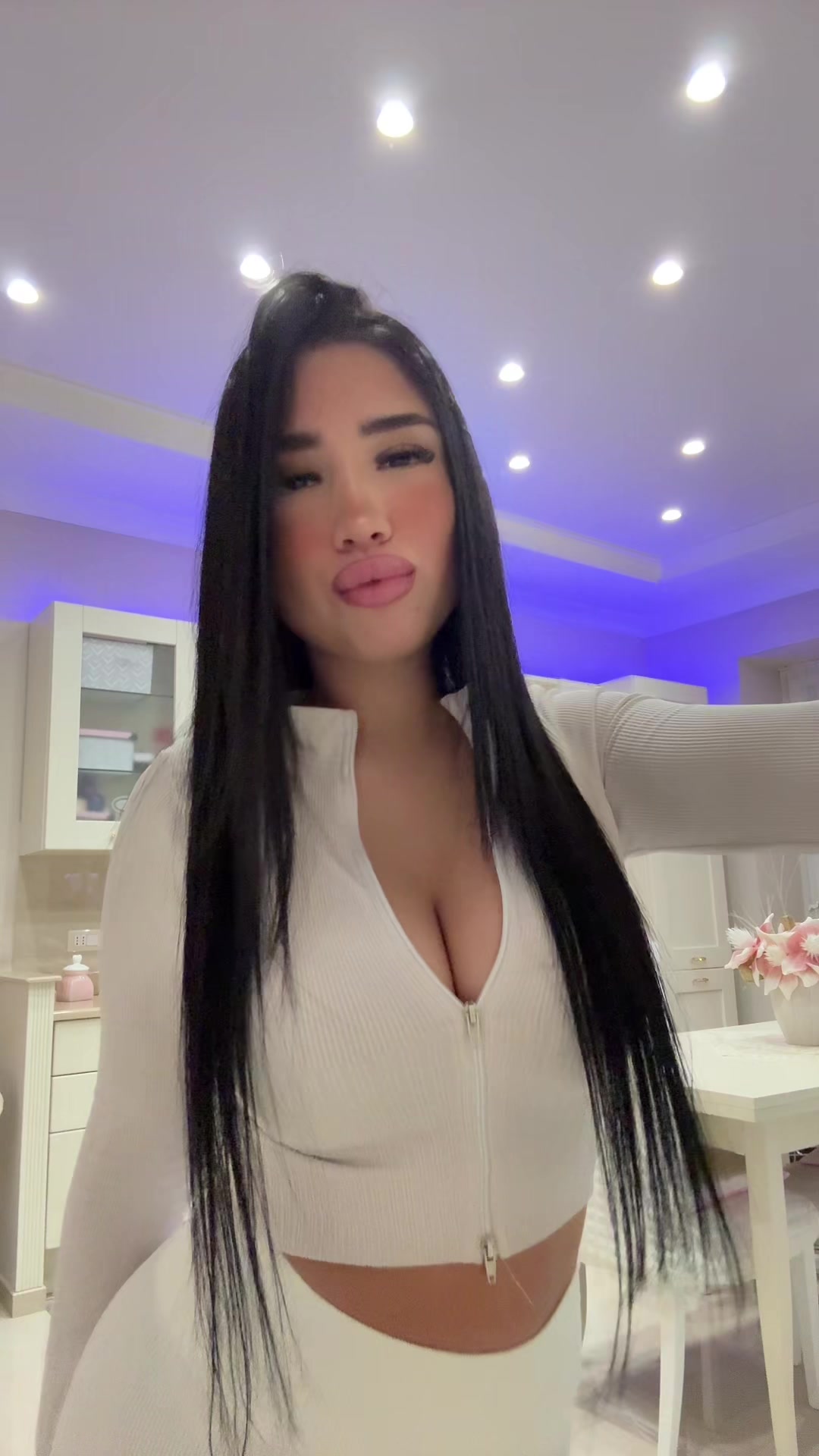 @𝐍𝐒𝟏𝟕