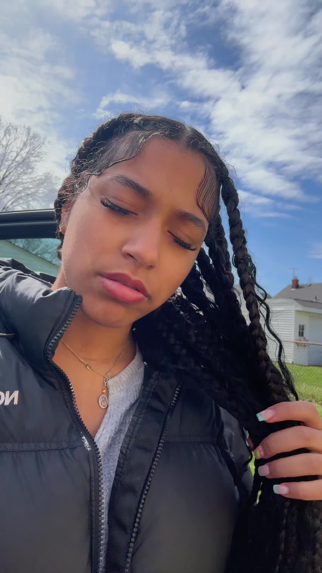 @lonelylightskin