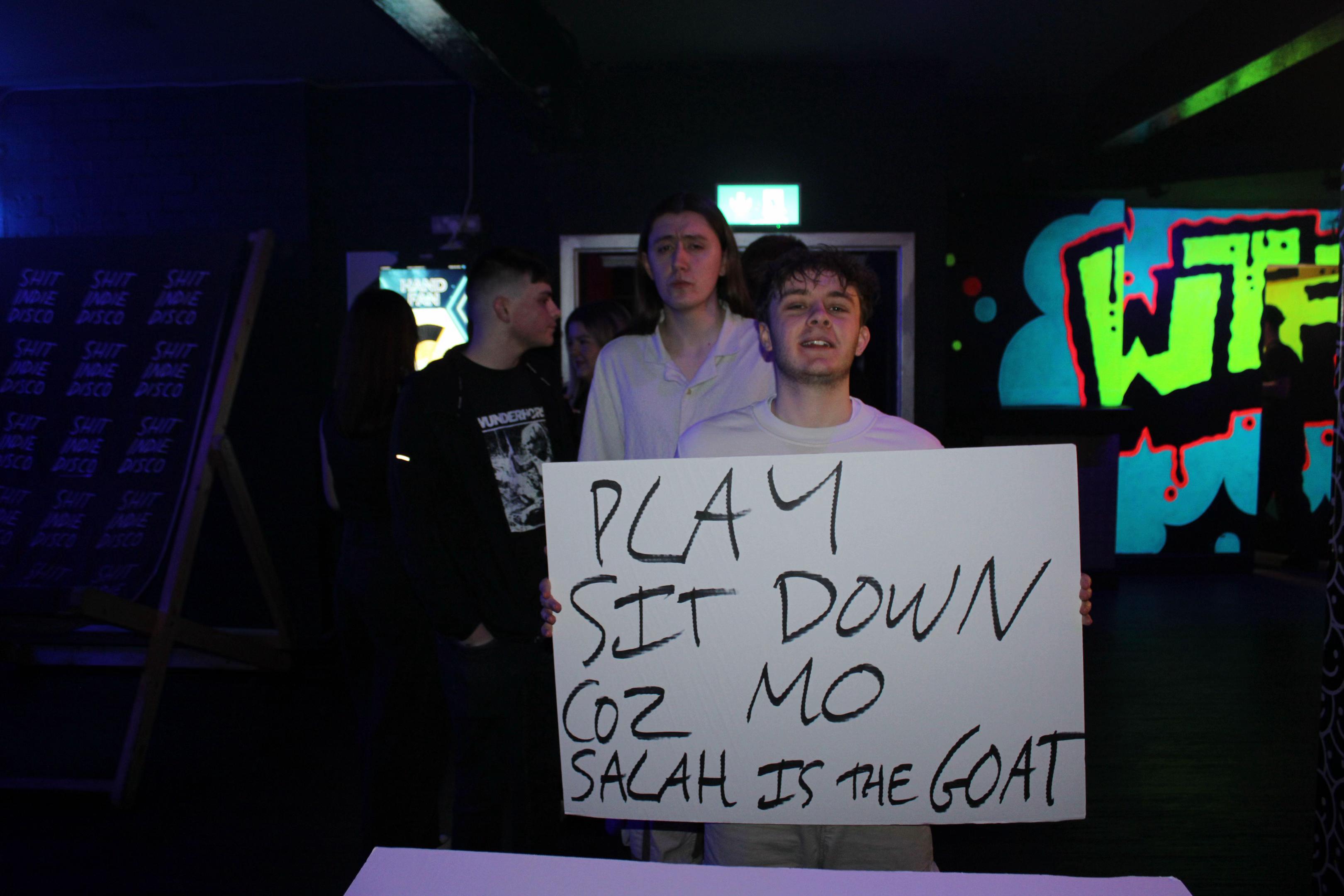 @Shit Indie Disco
