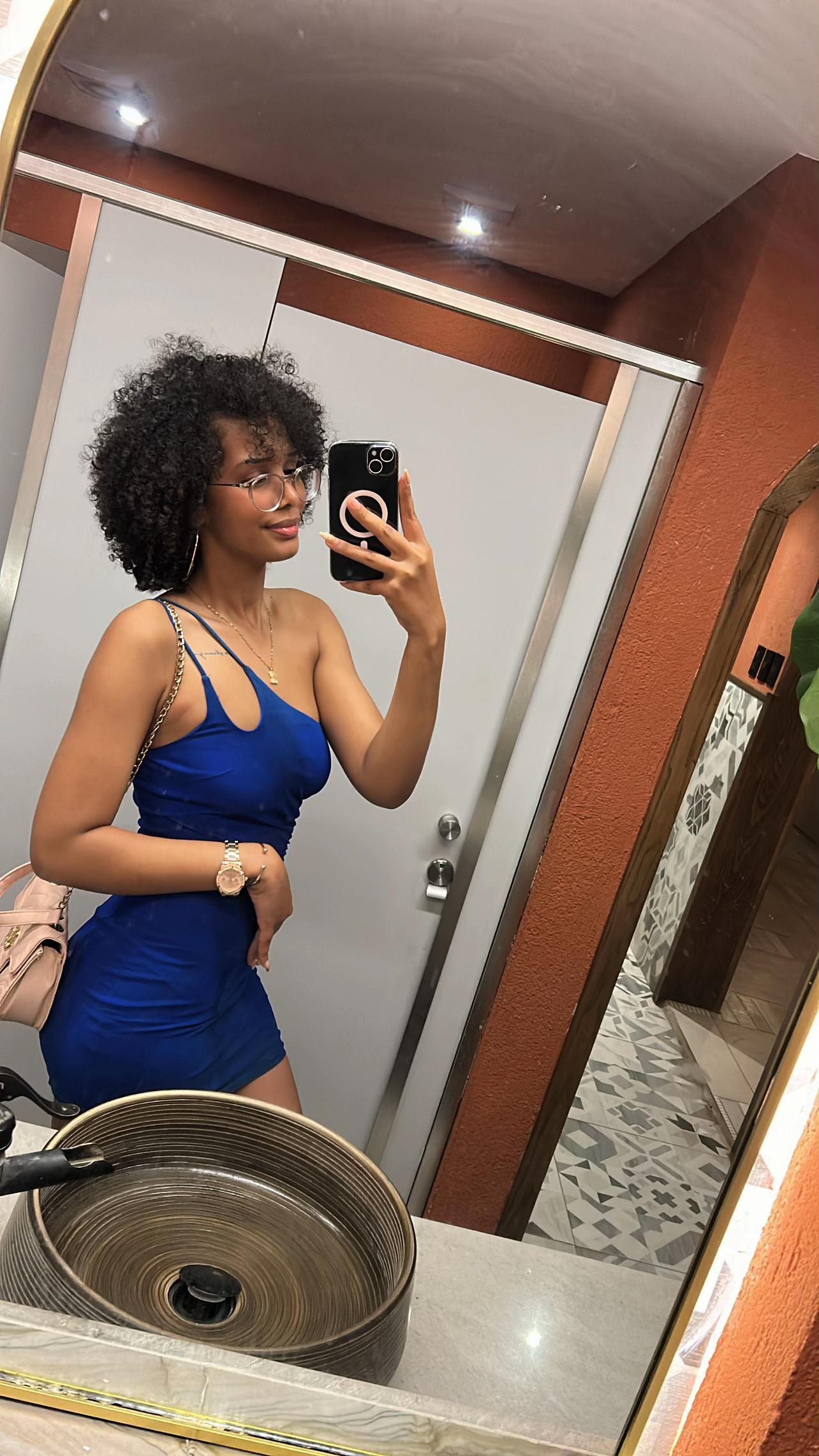 @Ally✨