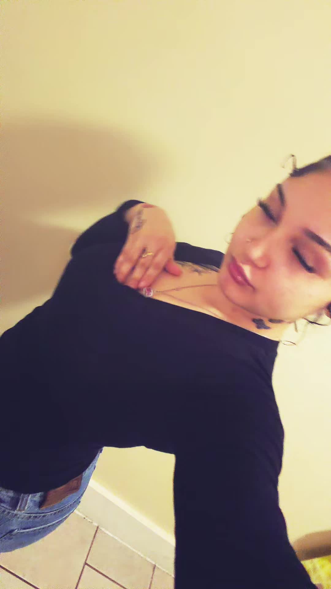 @chynaa