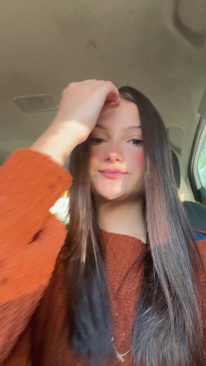 @Bia_diva_💗