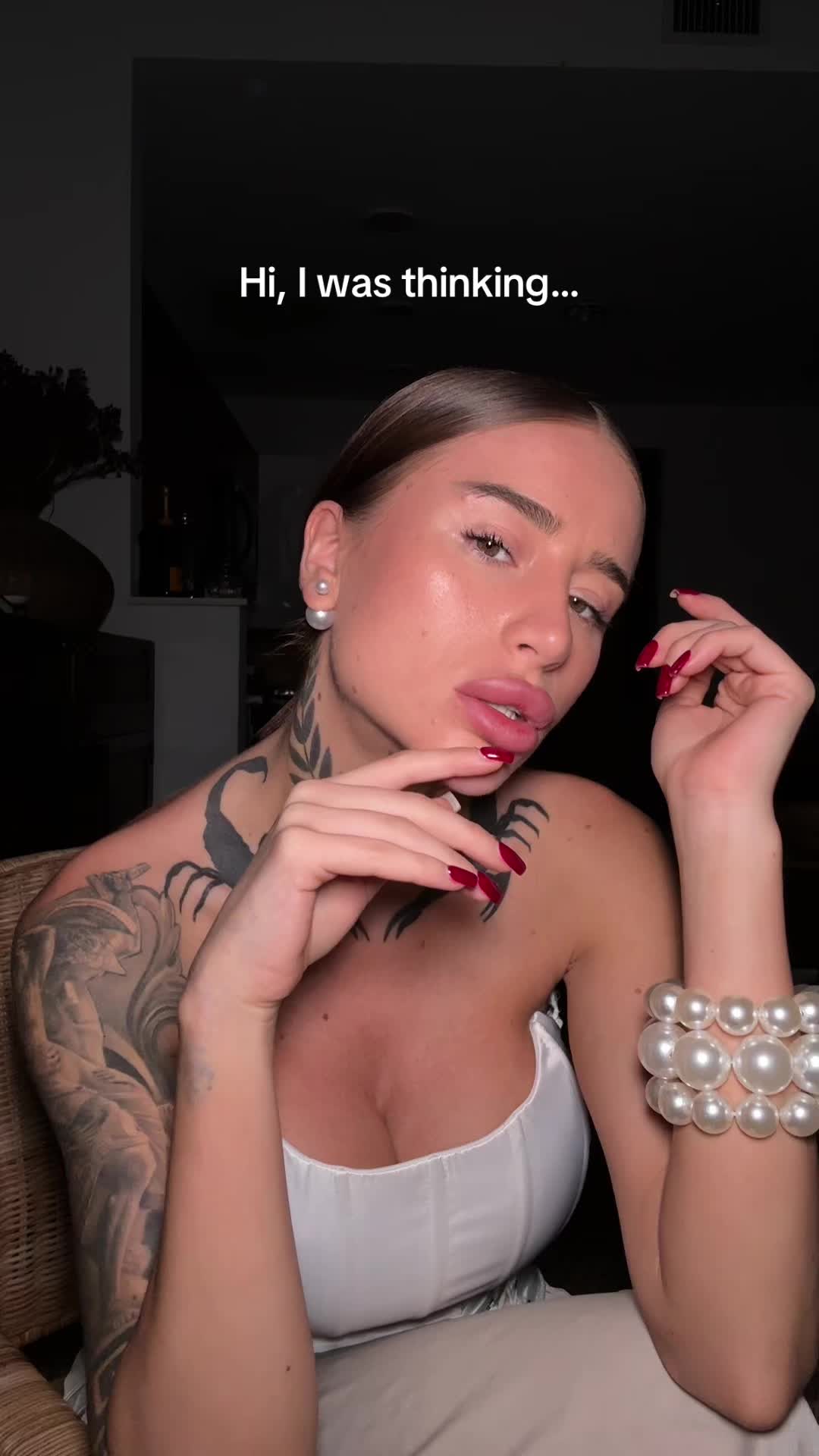 @sarahvelushofficial
