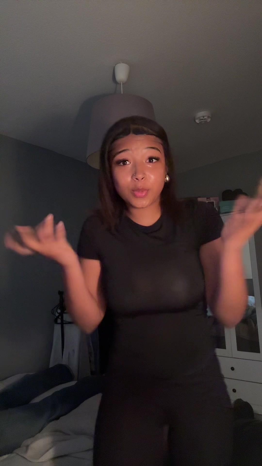 @Emiii