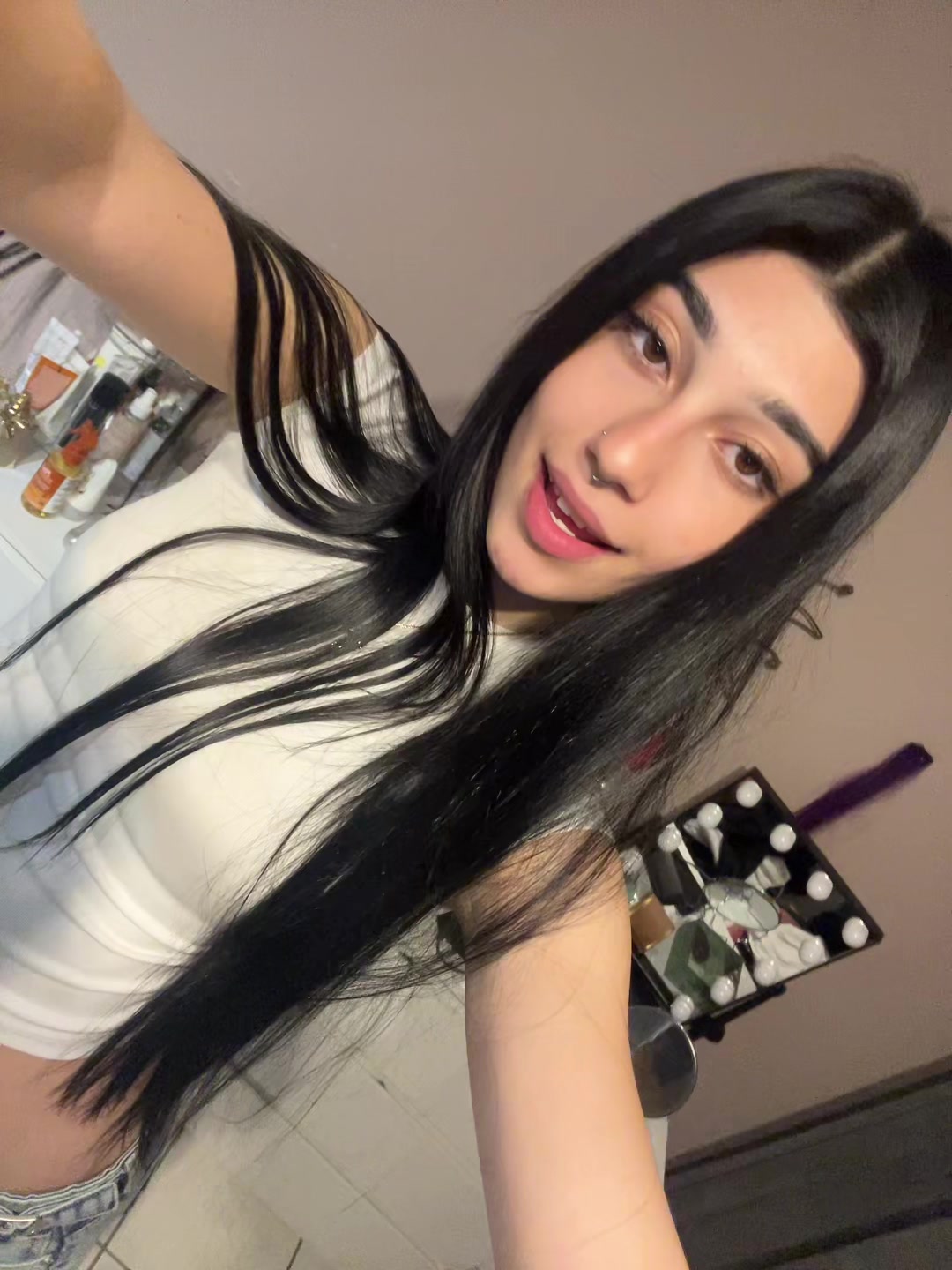 @🦠