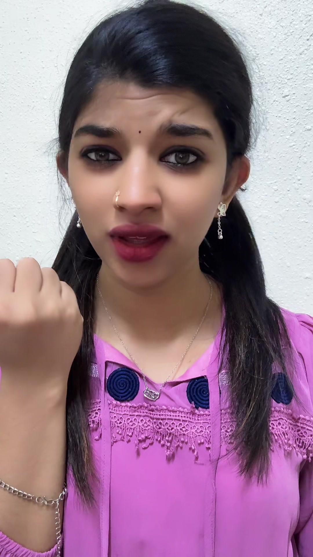 @MALAVIKA_ANILKUMAR