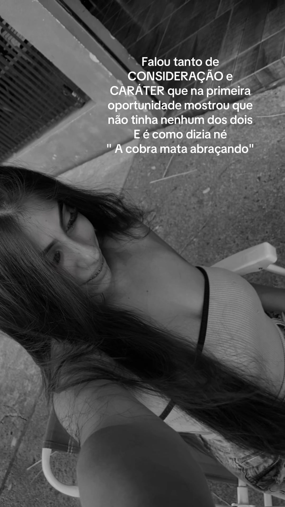 @taisinha_