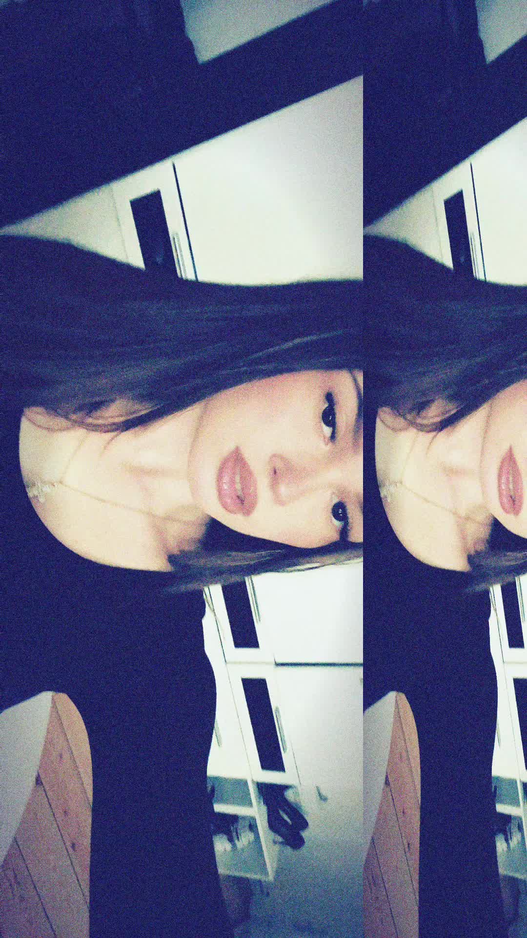 @angelina 🇬🇷🇷🇺