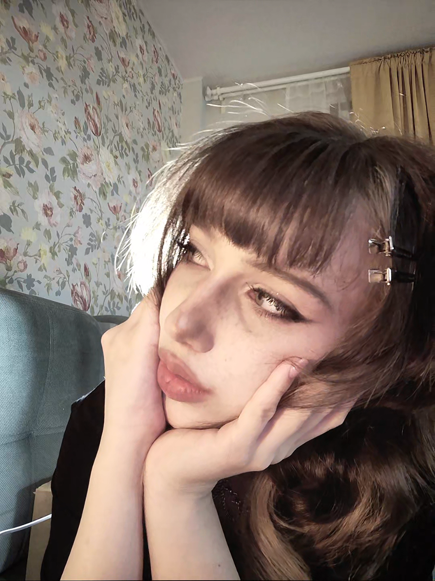@рина дэйт 🕸️ ‧⁺˖