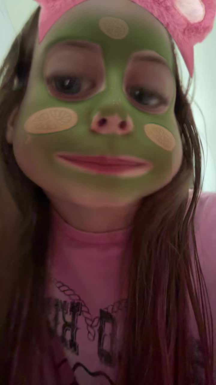 @Brook&paisleys random vids