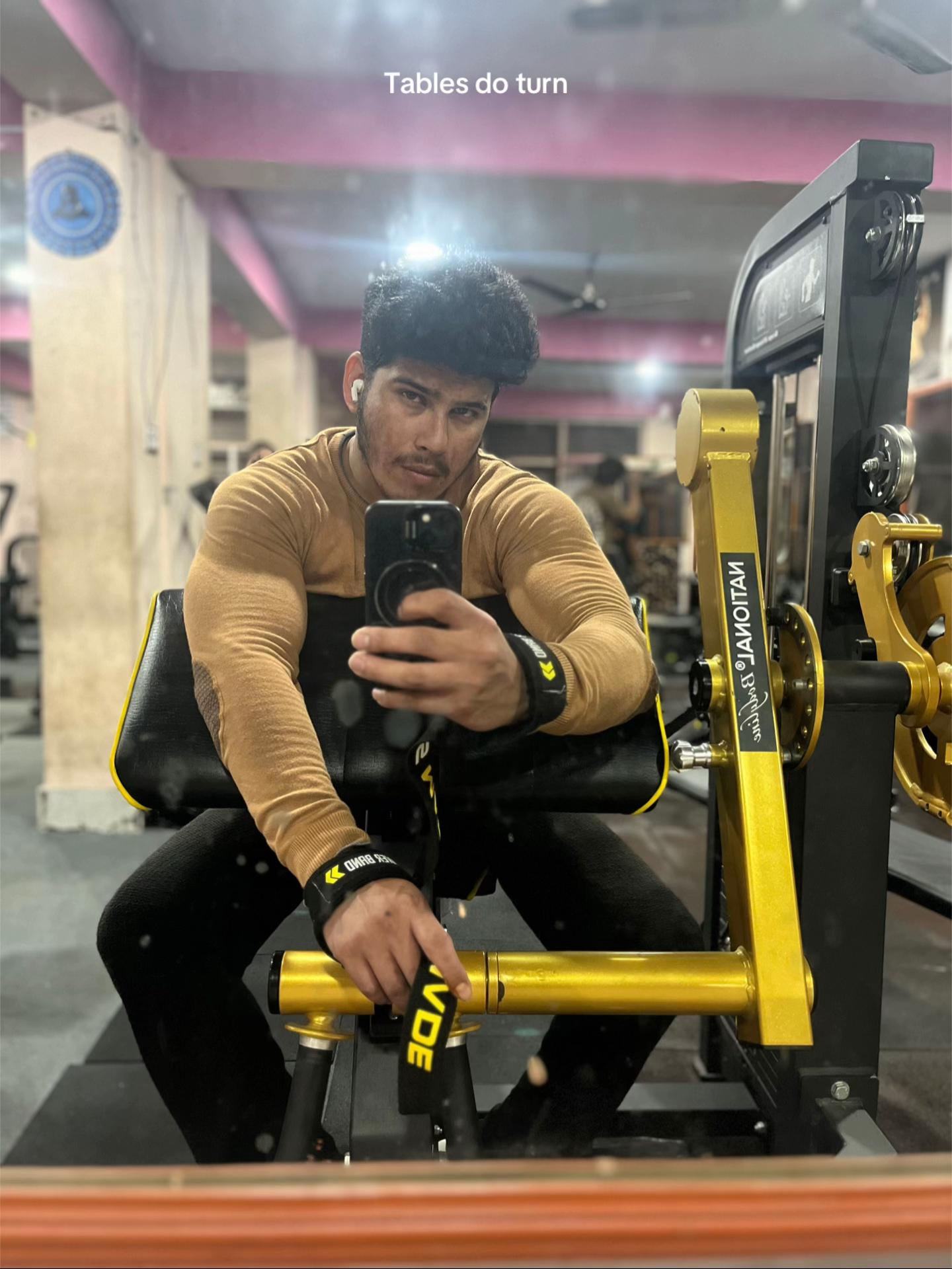 @Being_SUJAN👀