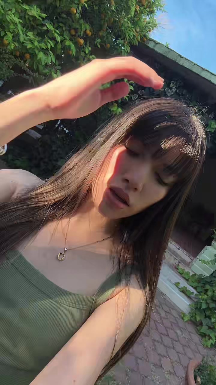 @VICKY ♡