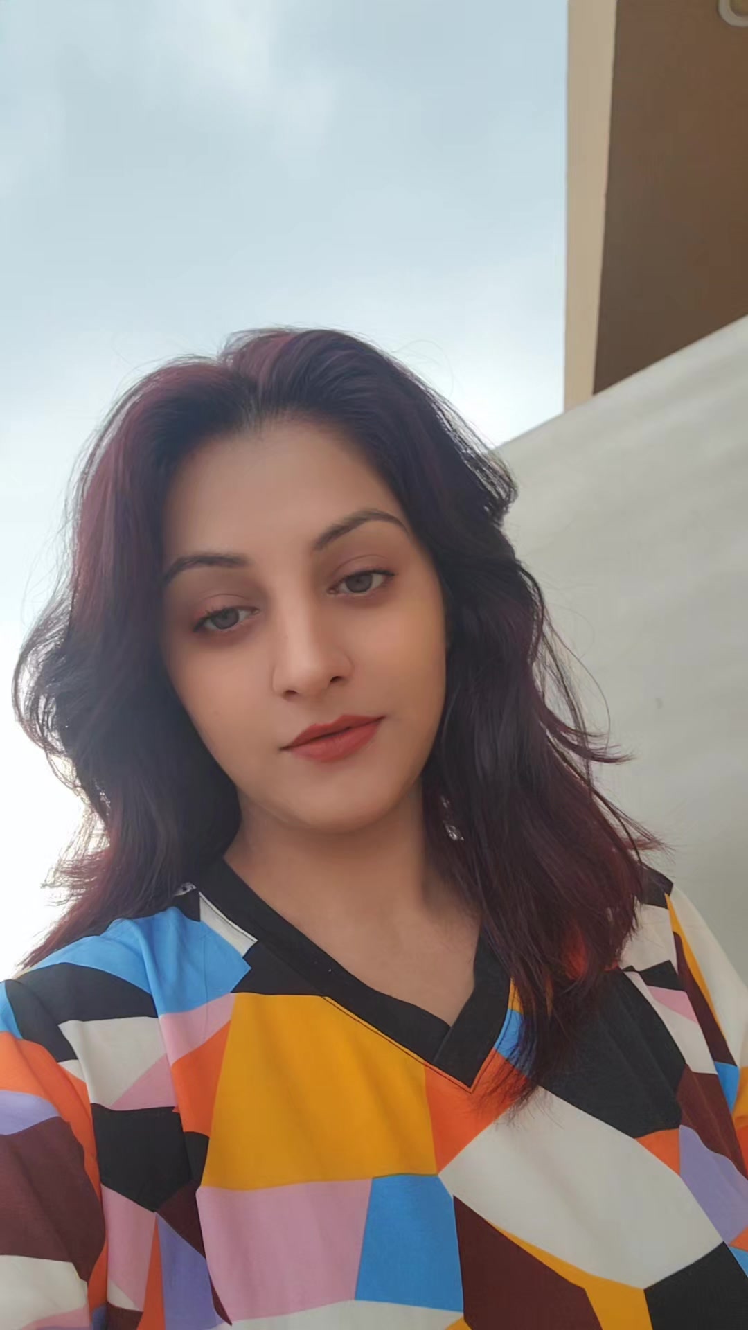 @zoyaa