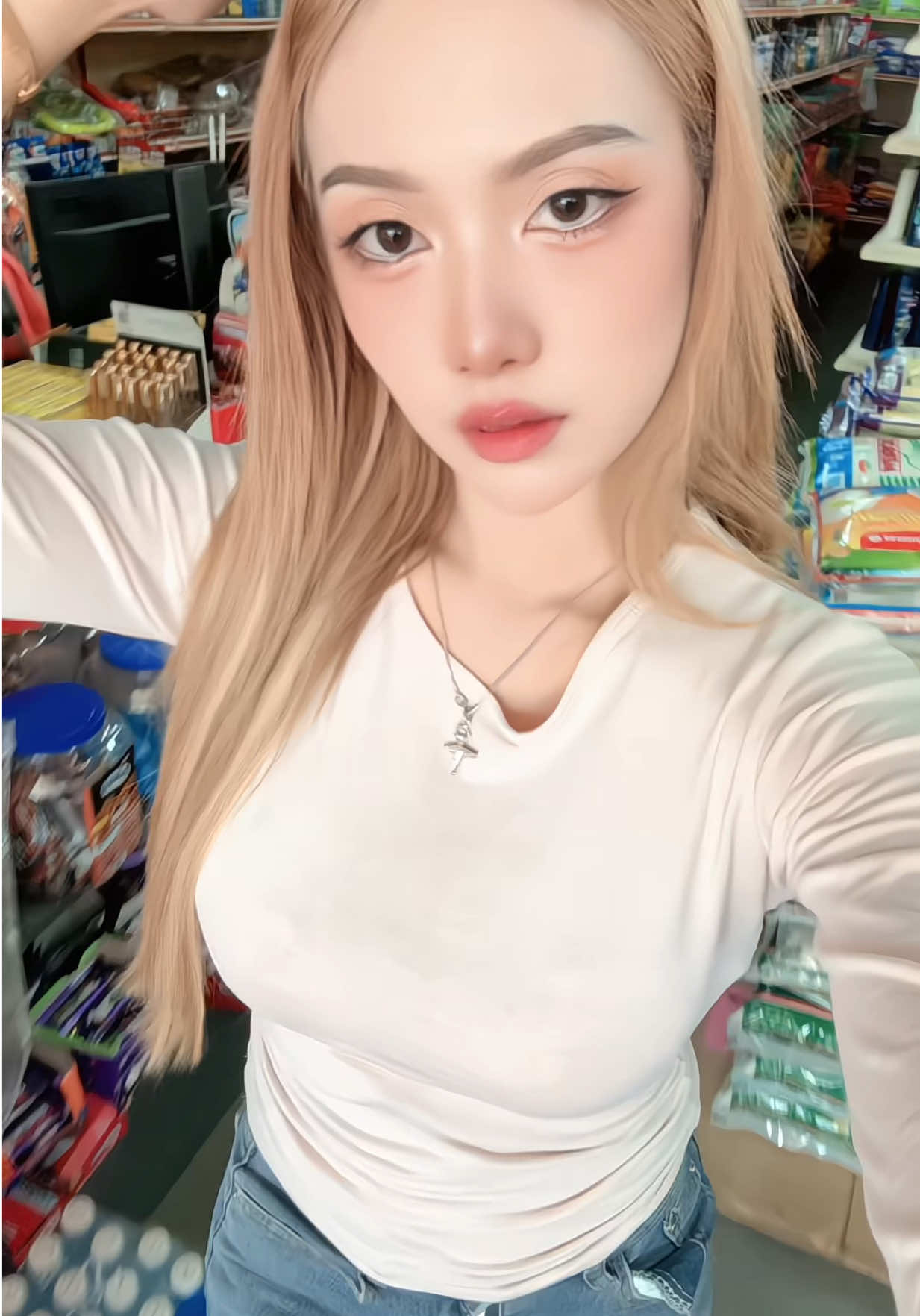 @𝘊𝘭𝘢𝘶𝘳𝘢ᥫ᭡.ִֶָ𓂃