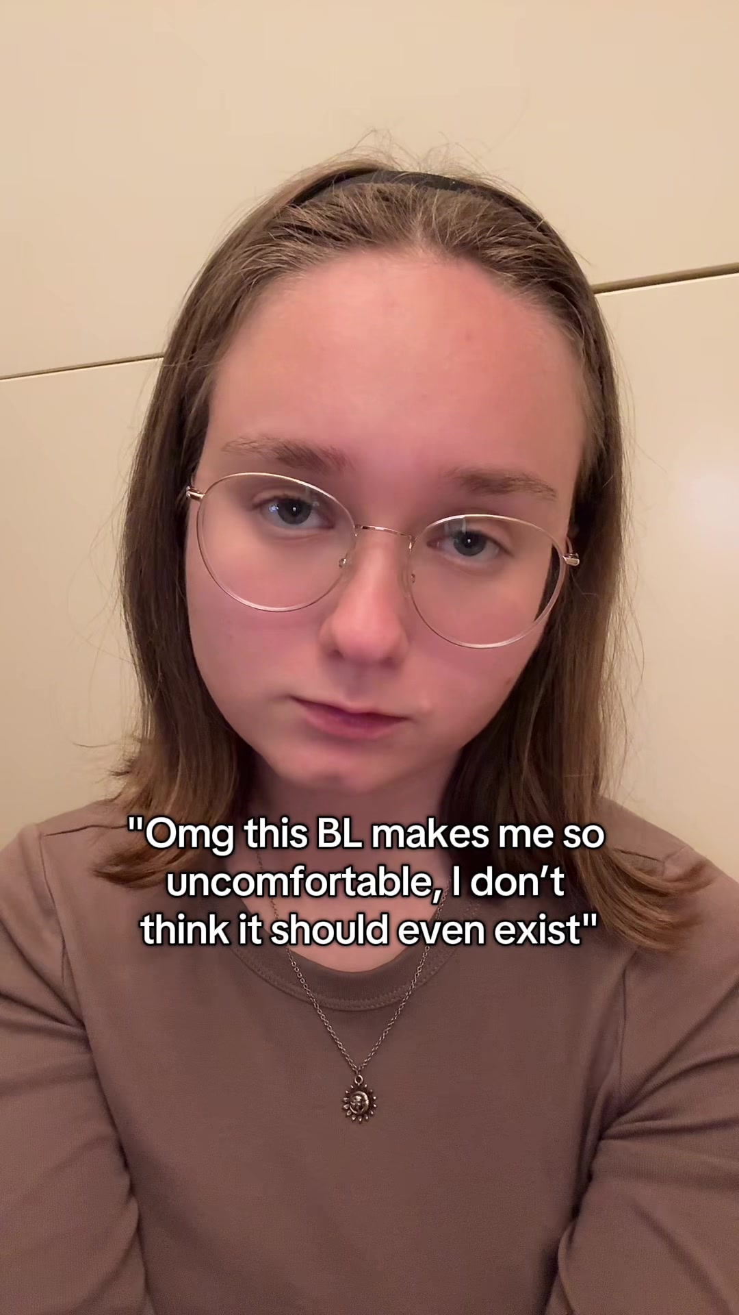 @nia