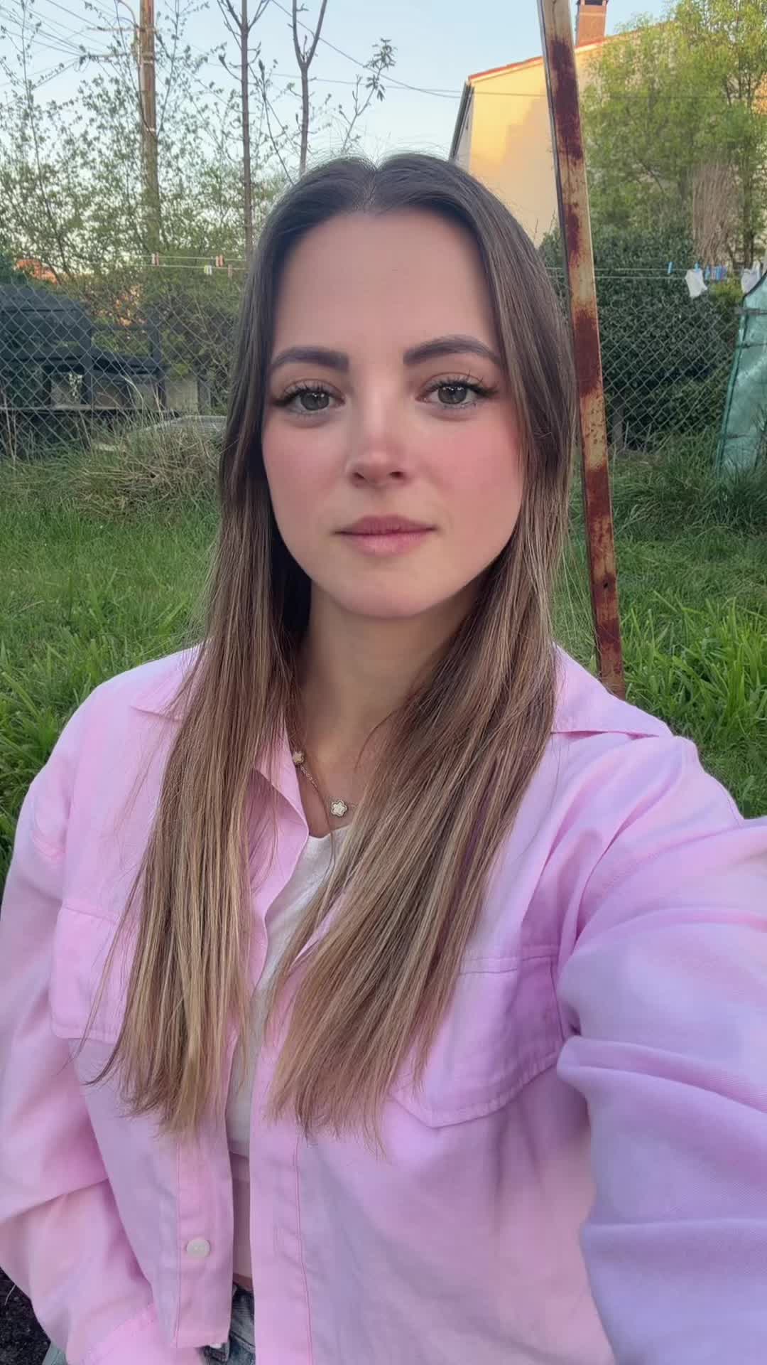 @Lau__ra