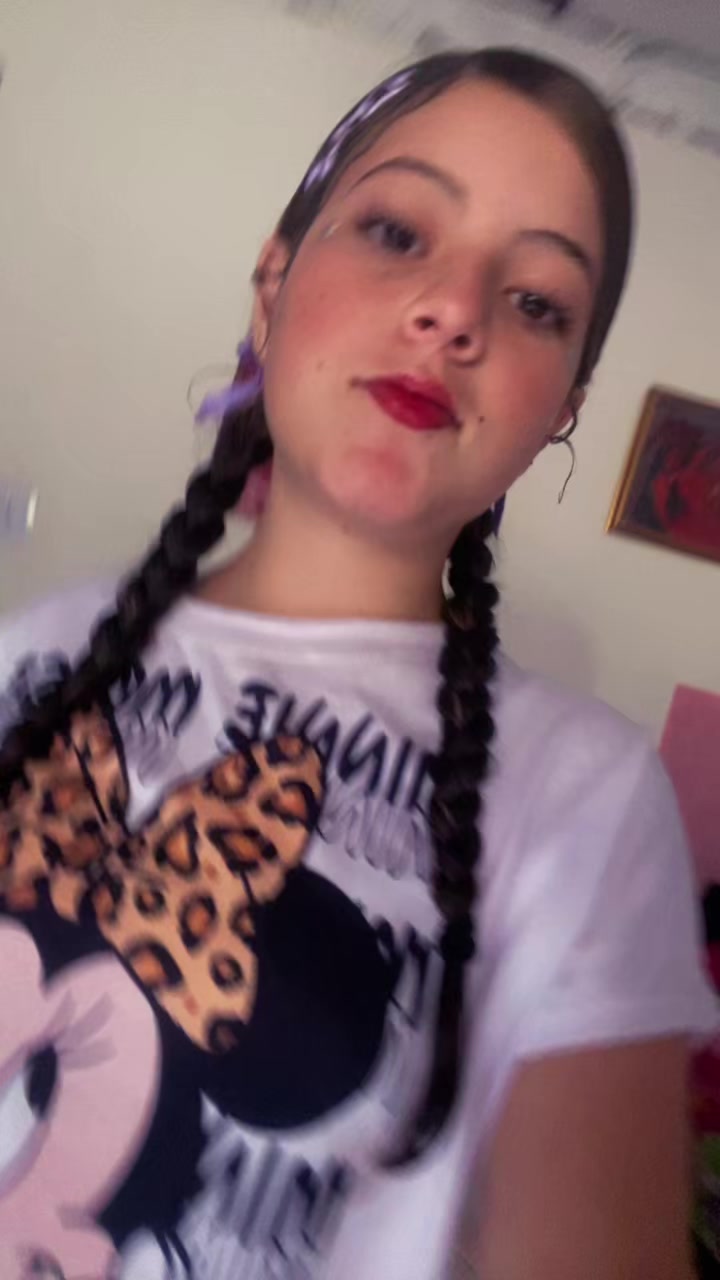 @𝔇𝔲𝔩𝔠𝔢 𝔊𝔬𝔪𝔢𝔷👸🏻