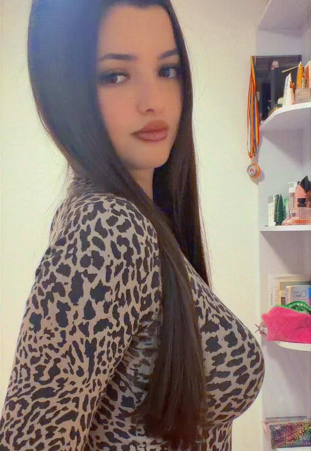 @valica__
