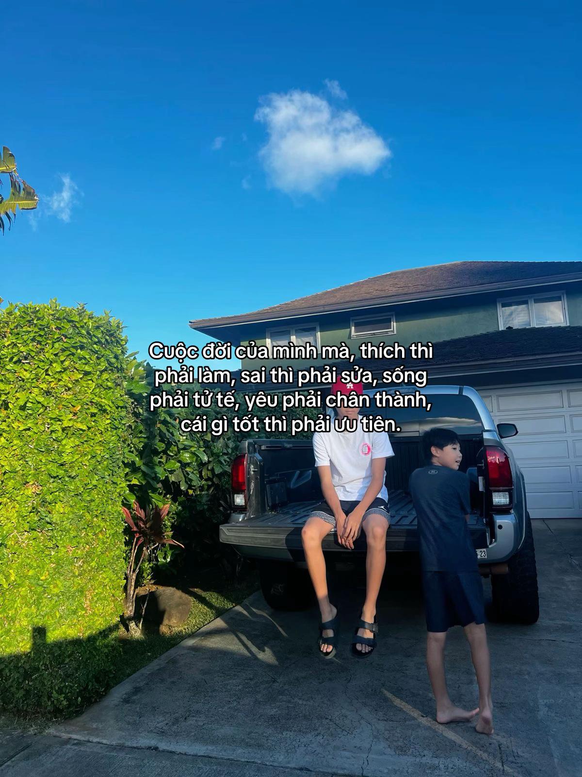@𝓝.